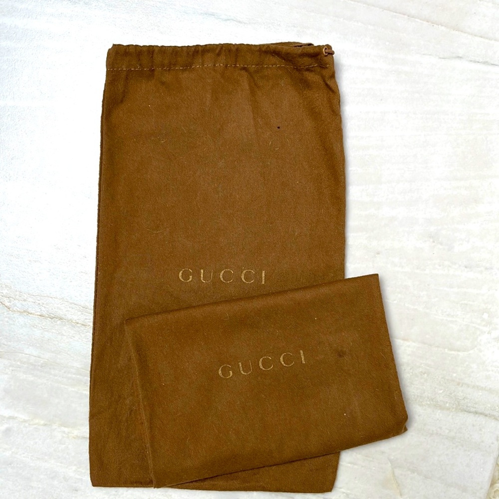 Gucci, pair of shoe dusters, 100% authentic, very soft, 100% authentic
